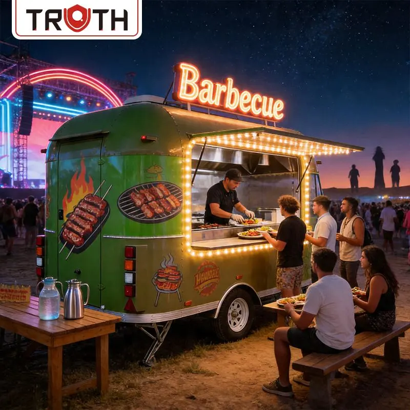Camiones de comida para barbacoa con equipos de cocina completos